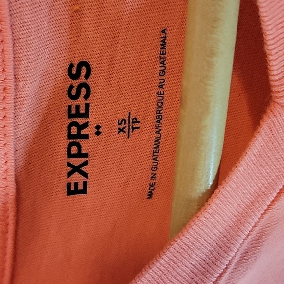 Express Men's Coral Abstract Graphic Short Sleeve T- Shirt, Size X-Small - Picture 6 of 6